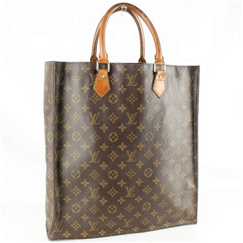 louis vuitton sac plat tote.